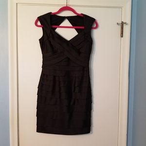 Jones Wear Dress. Black dress size 4